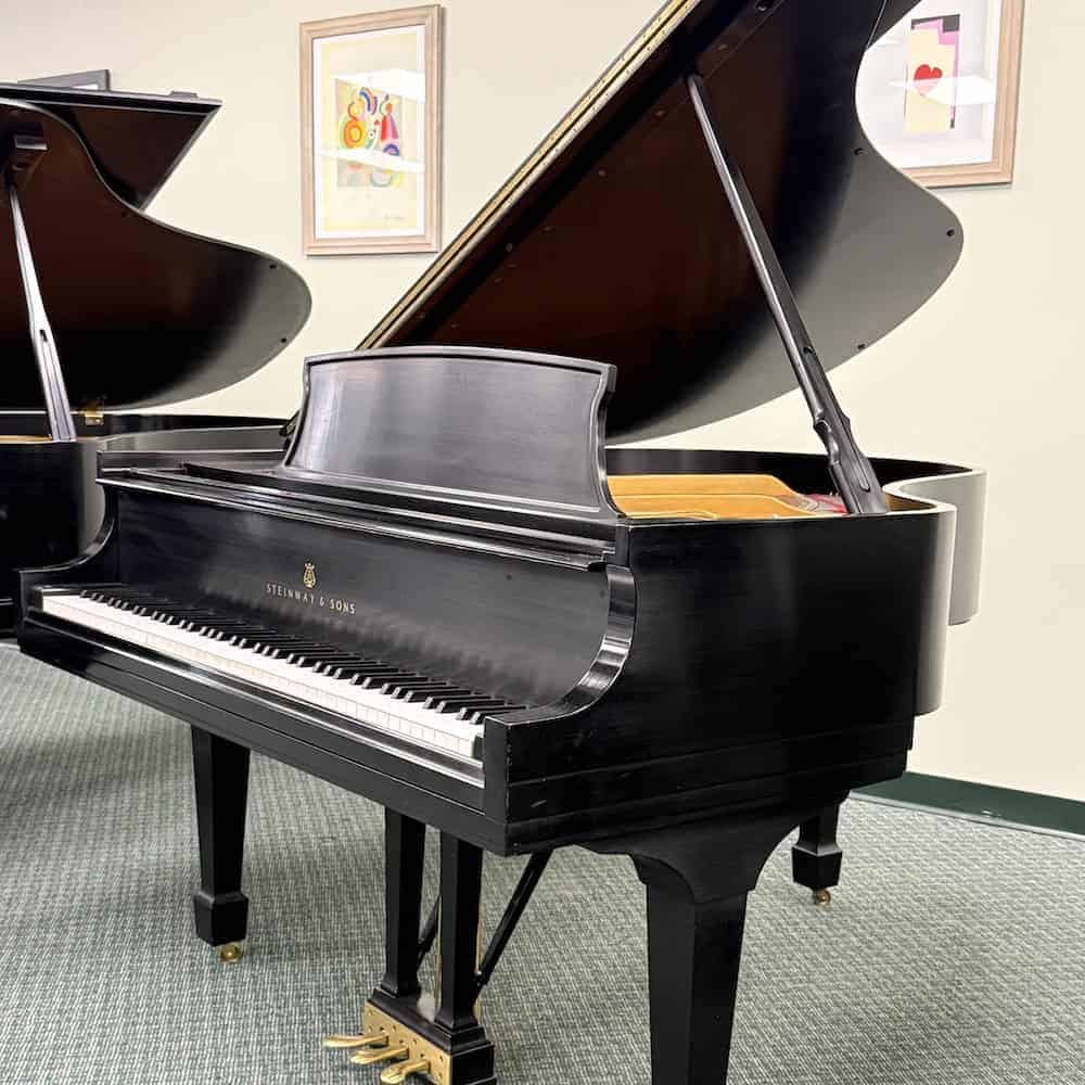 steinway&sons piano, model m matte ebony, 1989