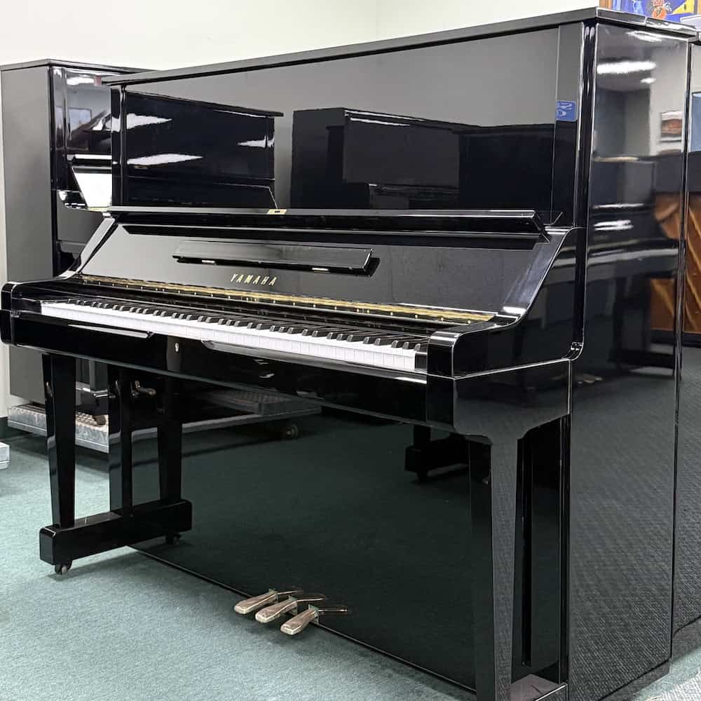 yamaha piano, model ux, 1979